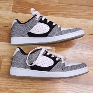 ES Mens Sneakers Size 5 White Gray ACCEL SLIM Skateboard Shoes Lace Up Low Top